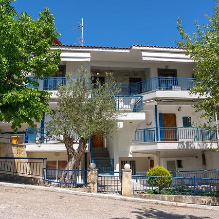 Family Apartment Zornitsa Néa Fókaia エクステリア 写真
