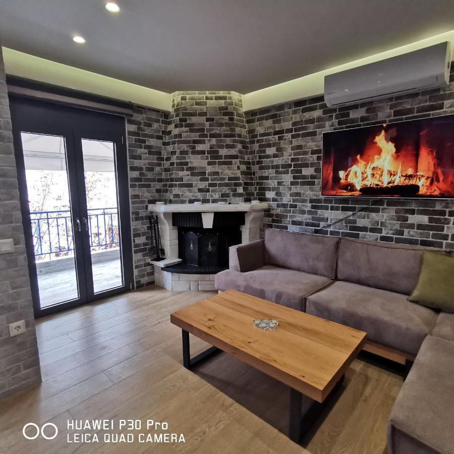 Family Apartment Zornitsa Néa Fókaia エクステリア 写真