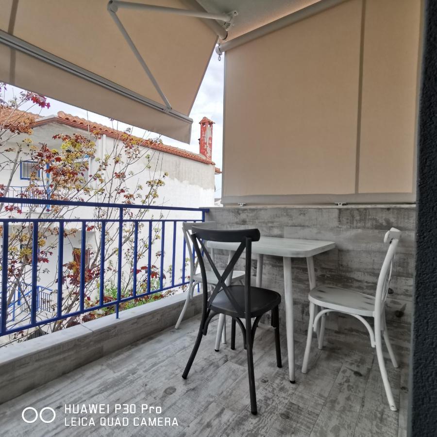 Family Apartment Zornitsa Néa Fókaia エクステリア 写真