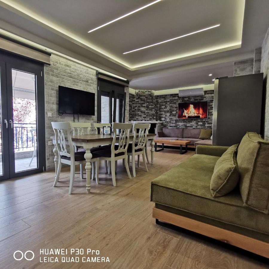 Family Apartment Zornitsa Néa Fókaia エクステリア 写真
