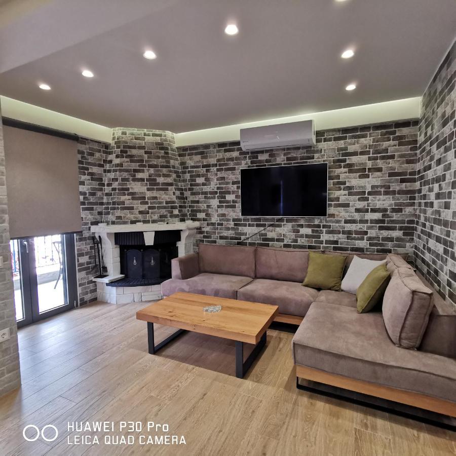 Family Apartment Zornitsa Néa Fókaia エクステリア 写真