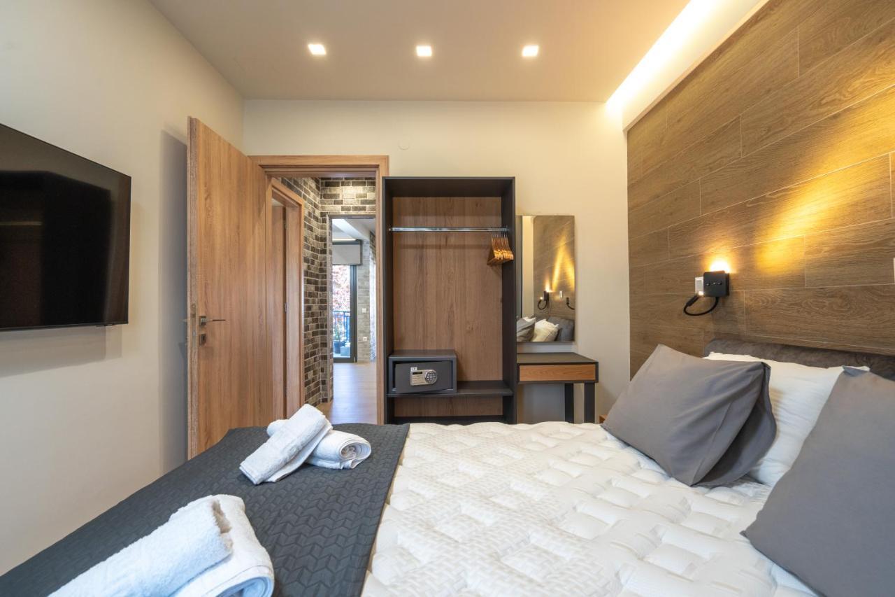 Family Apartment Zornitsa Néa Fókaia エクステリア 写真