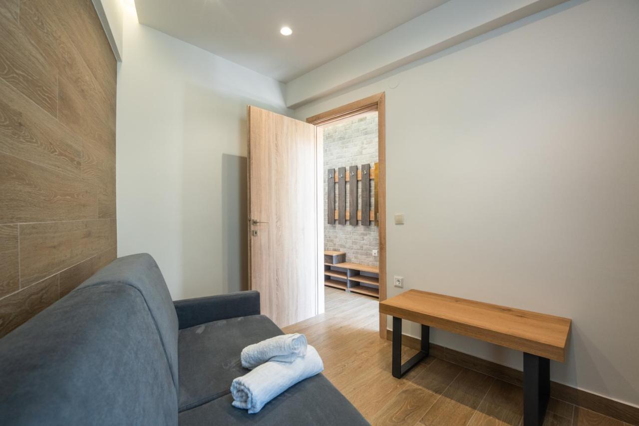 Family Apartment Zornitsa Néa Fókaia エクステリア 写真