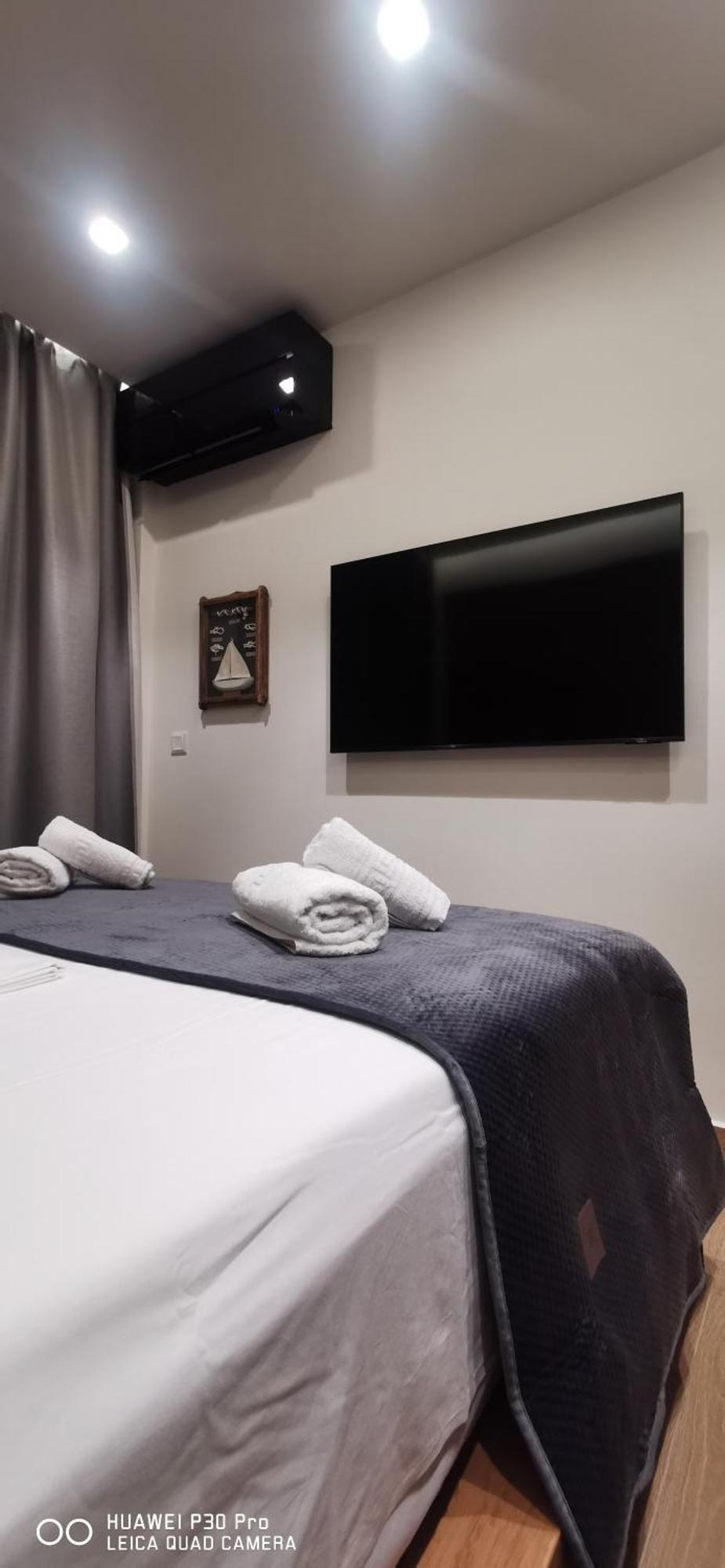 Family Apartment Zornitsa Néa Fókaia エクステリア 写真